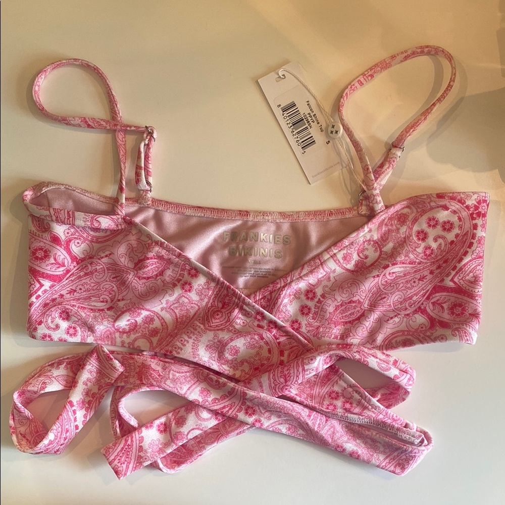 Frankie's Bikinis Pink and White Paisley Top Sz S